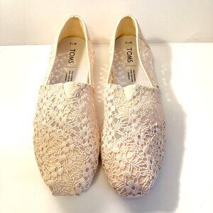 Toms Alpargata Floral Crocheted Slip-on Size 7.5W